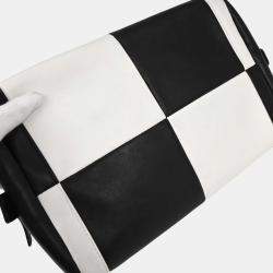 Pre Owned Chanel Black Lambskin Handbag