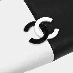 Pre Owned Chanel Black Lambskin Handbag