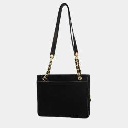 مملوكة مسبقًا حقيبة كتف شانييل قماش مخملي أسود