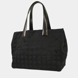 مملوكة مسبقًا حقيبة شانيل سوداء نسيج جاكار نايلون خط سفر توت