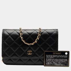 مملوكة مسبقًا Chanel Black CC Quilted Caviar Wallet on Chain