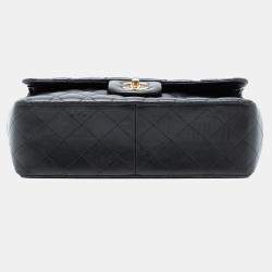 مملوكة مسبقًا Chanel Black Jumbo Classic Lambskin Double Flap