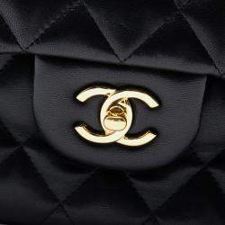 مملوكة مسبقًا Chanel Black Jumbo Classic Lambskin Double Flap