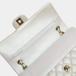 مملوكة مسبقًا Chanel Matelasse 25 Coco Mark Double Flap Chain Shoulder Bag Handbag White Lambskin