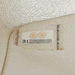 مملوكة مسبقًا Chanel Matelasse 25 Coco Mark Double Flap Chain Shoulder Bag Handbag White Lambskin