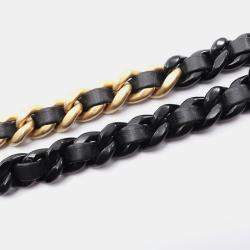 مملوكة مسبقًا حقيبة كتف شانيل ماتلاسيه جلد الخروف أسود