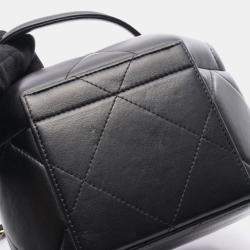 مملوكة مسبقًا حقيبة شانيل ماتلاسي صغيرة فانيتي كتف جلد أسود