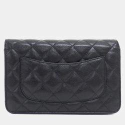 مملوكة مسبقًا محفظة بسلسلة شانيل تايملس كلاسيك لاين جلد أسود