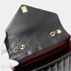 مملوكة مسبقًا Chanel Shoulder Bag V-Stitched Lambskin Black With Gold Hardware And Double Chain