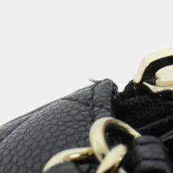 مملوكة مسبقًا غلاف هاتف من شانييل تايملس كلاسيك لاين