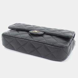 مملوكة مسبقًا غلاف هاتف من شانييل تايملس كلاسيك لاين