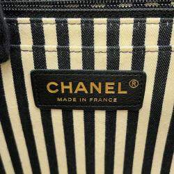 Pre Owned حقيبة كتف سلسلة شانيل غرز على شكل V جلد حملان سوداء