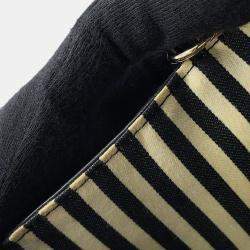 Pre Owned حقيبة كتف سلسلة شانيل غرز على شكل V جلد حملان سوداء