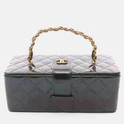 مملوكة مسبقًا Chanel Matelasse Handbag In Patent Leather Green