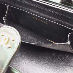 Pre Owned Chanel Matelasse Handbag In Patent Leather Green
