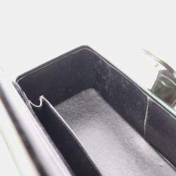 Pre Owned Chanel Matelasse Handbag In Patent Leather Green