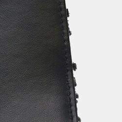 Pre Owned حقيبة شانيل رفرف فردي مربعة صغيرة نمط نجمة من قماش تويد مبطن باللونين الأسود والأبيض