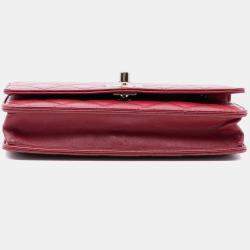 مملوكة مسبقًا Chanel Red Lambskin Trendy CC Wallet On Chain