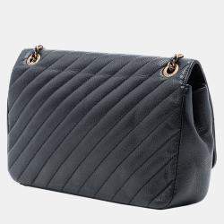 مملوكة مسبقًا حقيبة شانيل متوسطة سوداء جلد الماعز مبطنة موربة