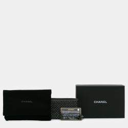 مملوكة مسبقًا Chanel Black Bull Leather Studded Zip Wallet