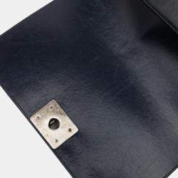 مملوكة مسبقًا Chanel Blue Old Medium Quilted Glazed Calfskin Chain Around Boy Flap