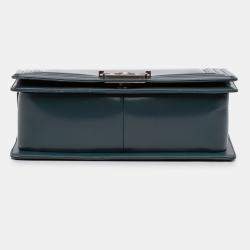 Pre Owned حقيبة شانيل بوي قلاب جلد عجل مزجج متوسط قديم أزرق