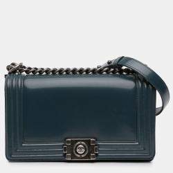 Pre Owned حقيبة شانيل بوي قلاب جلد عجل مزجج متوسط قديم أزرق