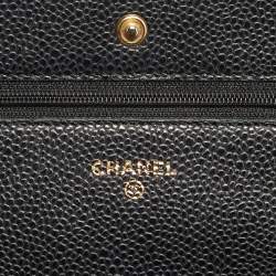 مملوكة مسبقً ا Chanel CC Black Caviar Quilted Leather Wallet On Chain