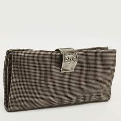 مملوكة مسبقًا حقيبة كلتش شانيل حقيبة يد سلسله فضية جلد مطوي