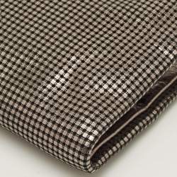 مملوكة مسبقًا حقيبة كلتش شانيل حقيبة يد سلسله فضية جلد مطوي