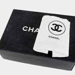 Pre Owned حقيبة شانيل كلاسيكية مزدوجة الغطاء صغيرة من جلد الخروف أسود