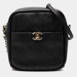Pre Owned Chanel Black Stitched Goatskin Casual Trip North South Camera Case
