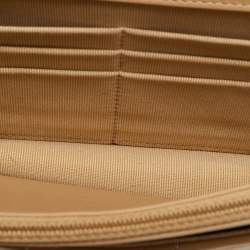 مملوكة مسبقًا حافظة شانيلاين WOC سى سى جلد مبطن أسود ترندي