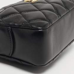 مملوكة مسبقًا Chanel CC Mini Black Quilted Leather Camera Bag