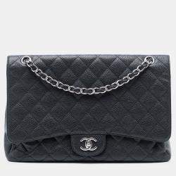 Pre Owned حقيبة شانيل ماكسي كلاسيك كافيار فلاب مفرد أسود