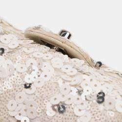 مملوكة مسبقً ا حقيبة شانيل قماش قنب مستطيلة صغيرة بيضاء مرصعة بغطاء مفرد