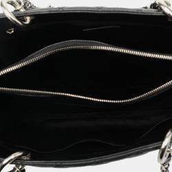 Pre Owned حقيبة تسوق كبيرة شانيل كافيار سوداء