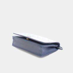 مملوكة مسبقًا محفظة شانيل جابرييل جلد عجول بسلسلة