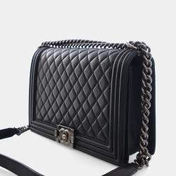 مملوكة مسبقًا حقيبة شانيل متوسطة جلد  خروف بوي