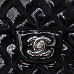 Pre Owned Chanel Medium Patent Classic Double Flap Bag