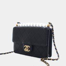 مملوكة مسبقًا Chanel Goatskin Chic Pearls Flap Bag