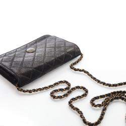 مملوكة مسبقًا Chanel Black Metallic Quilted Leather Tartan Button Wallet On Chain (WOC)