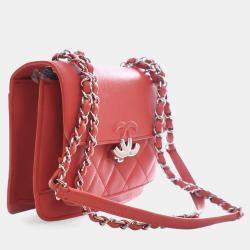 مملوكة مسبقًا Chanel Small Red Calfskin CC Box Flap Bag