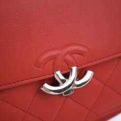 مملوكة مسبقًا Chanel Small Red Calfskin CC Box Flap Bag