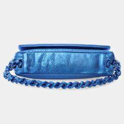 مملوكة مسبقًا Chanel Metallic Blue Shoulder Flap Bag