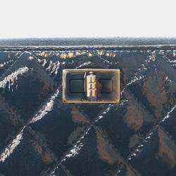 مملوكة مسبقًا محفظة شانيل رييشو جلد براءات أزرق