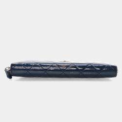 مملوكة مسبقًا محفظة شانيل رييشو جلد براءات أزرق