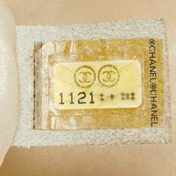 مملوكة مسبقًا حقيبة شانيل بقلّاب جلد مبطّن مثقوب أحمر برندات CC