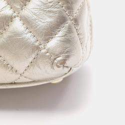 مملوكة مسبقًا حقيبة جلد شانيل كوكو ماتلاسي ذات غطاء بمقبض فضي