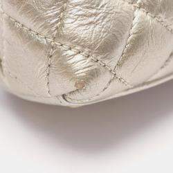 مملوكة مسبقًا حقيبة جلد شانيل كوكو ماتلاسي ذات غطاء بمقبض فضي